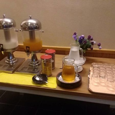 Racha Residence Sziracsa Kültér fotó