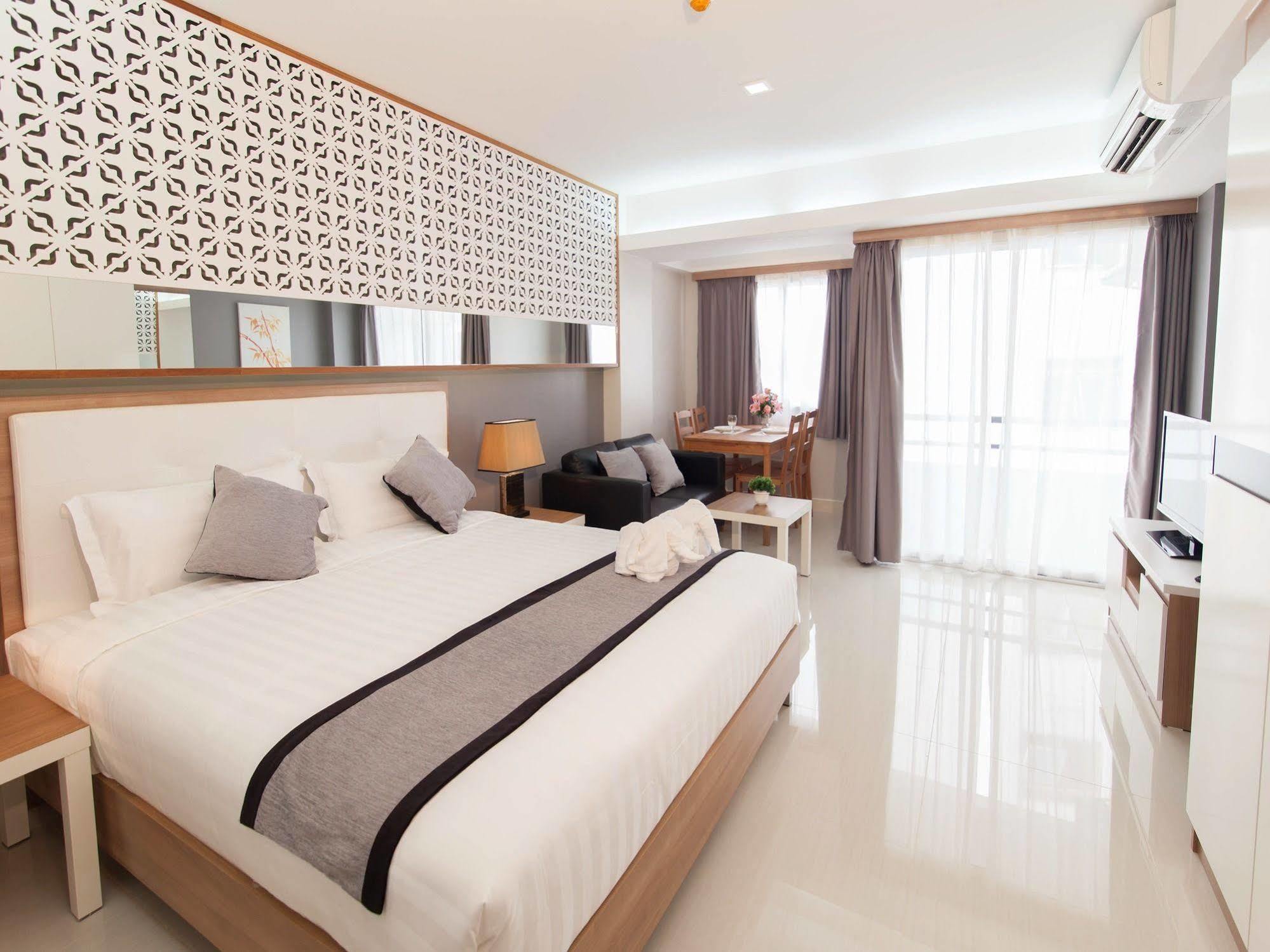 Racha Residence Sziracsa Kültér fotó