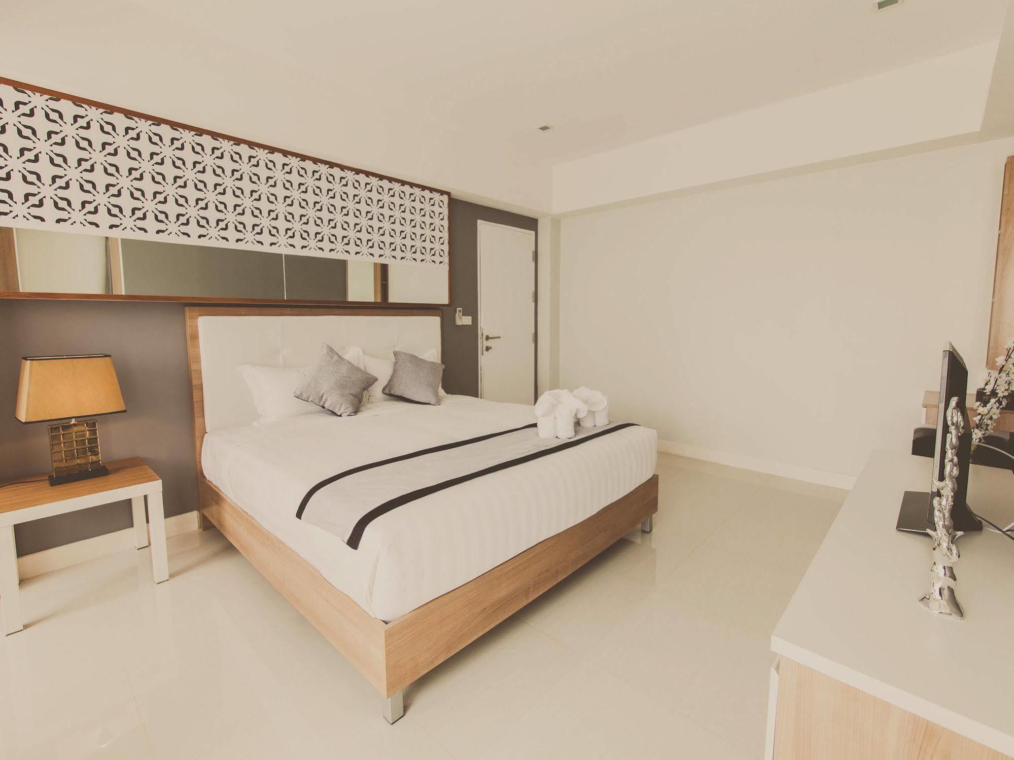 Racha Residence Sziracsa Kültér fotó