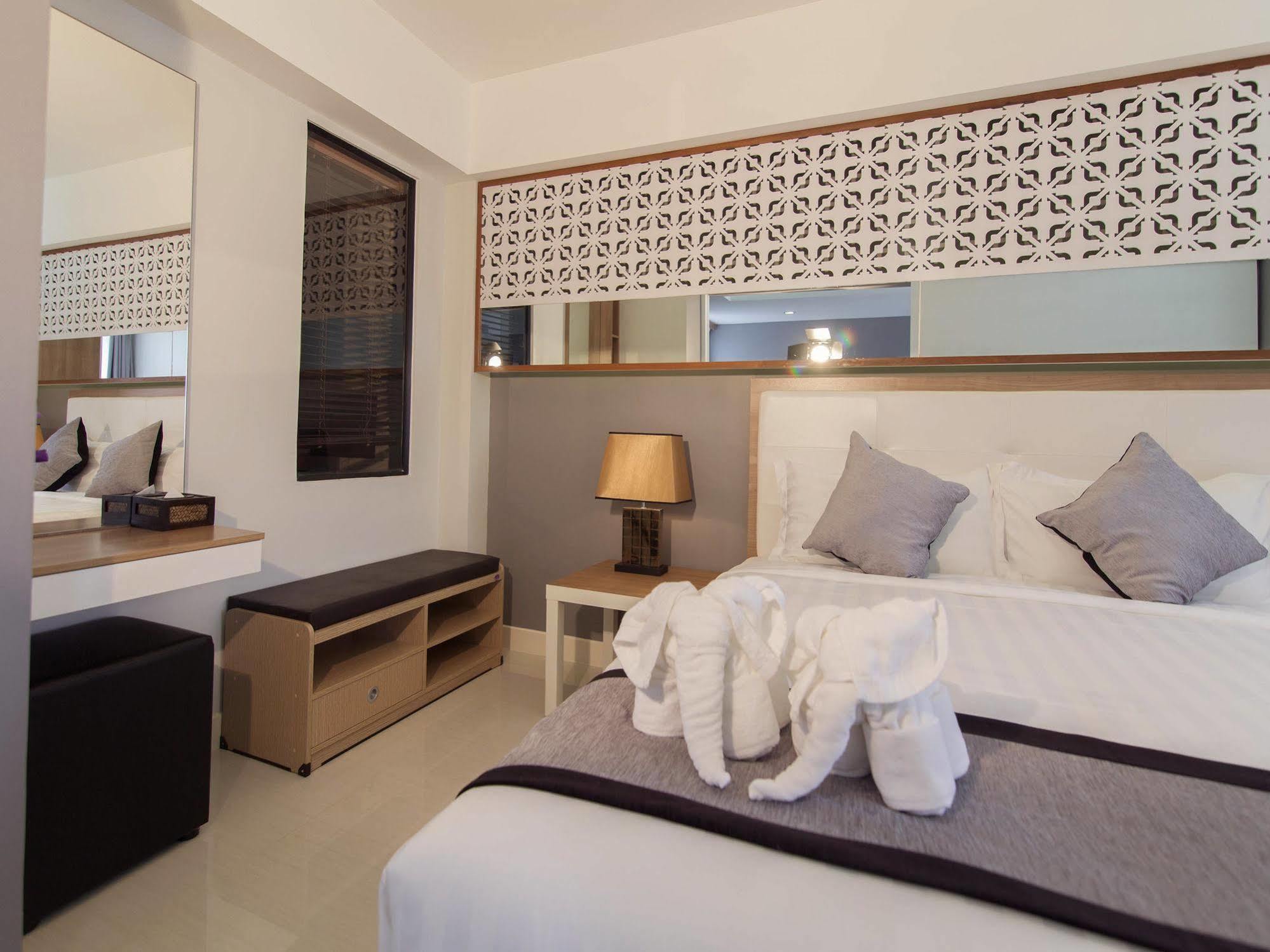 Racha Residence Sziracsa Kültér fotó