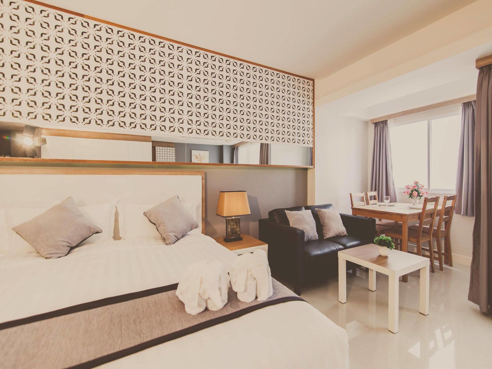 Racha Residence Sziracsa Kültér fotó